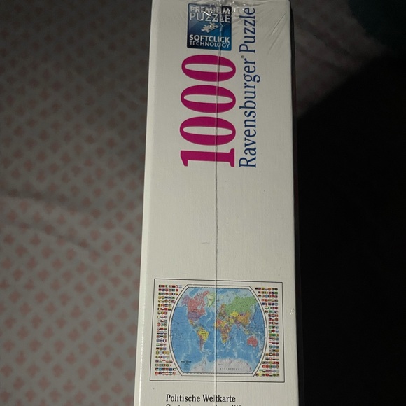 Political World Map - Picture 7 of 10